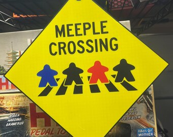 Señal de cruce de Meeple – Decoración para sala de juegos de mesa impresa en 3D (200 mm x 200 mm)