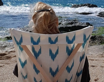 Tumbona con tela ikat artesanal de Palma de Mallorca  -  Lounger with handmade ikat fabric from Palma de Mallorca