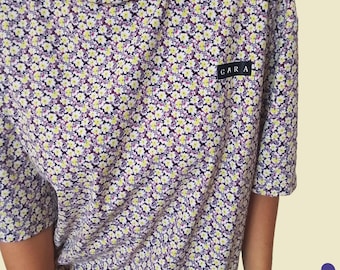 T-shirt oversize con stampa floreale da donna