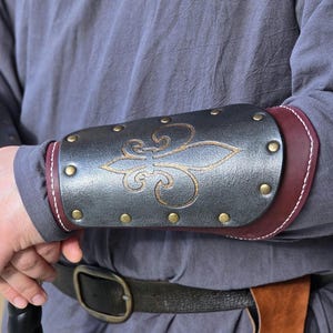 Patrón de brazalete de guardia de paladín - Tipo 3 / Armadura de espuma y cuero DIY