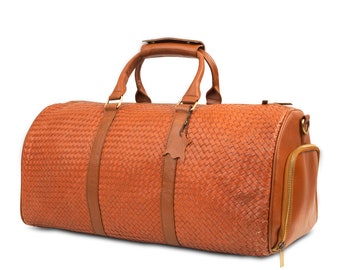 Handgefertigte Ledertasche, Luxe Travel Essential, personalisierter Weekender mit gewebten Details, Duffle Bag - Perfektes Geschenk für Reisende