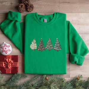 Christmas Sweatshirt, Christmas Sweater, Christmas Crewneck, Christmas Tree Sweatshirt, Holiday Sweaters for Women, Winter Sweatshirt