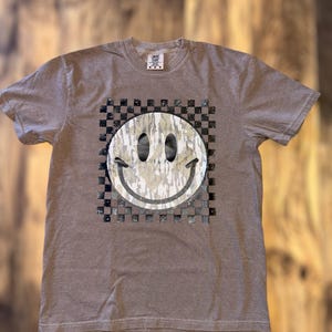Checkered Camo Smiley Tee / Trendy Tee / Shirt for Women / Cute Shirt for Women / Oversized Graphic Tee / Comfort Colors Tee / Custom Shirt