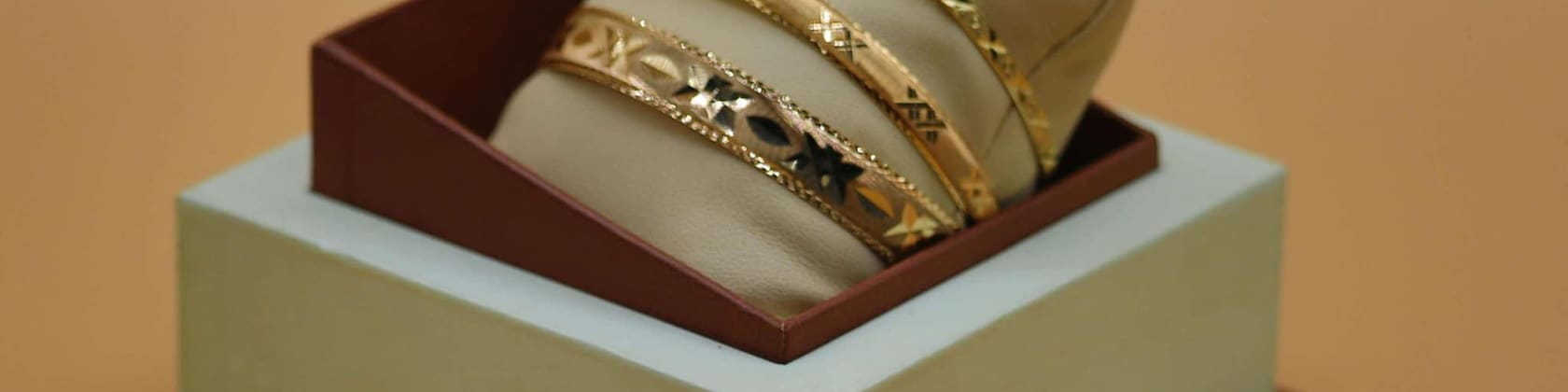 ⓁⒺⓄ✴︎ adidas ZX 8000 