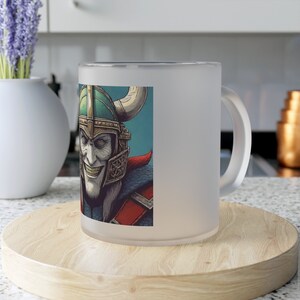 Tasse aus Milchglas Bild 1