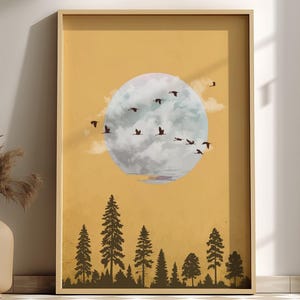 Lámina artística Bosque Luna Dorada: Decoración de pared con naturaleza amarilla, póster con siluetas de árboles y pájaros, cálido paisaje minimalista