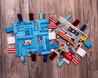 1st Responders Blauw kreukel babyspeelgoed, handgemaakt sensorisch stoffen speelgoed