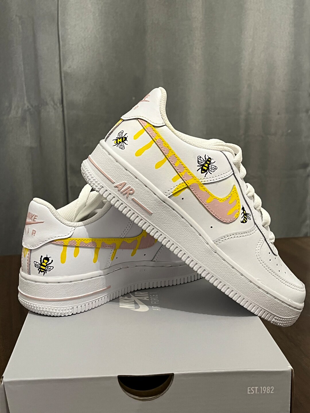 custom air force 1 bee