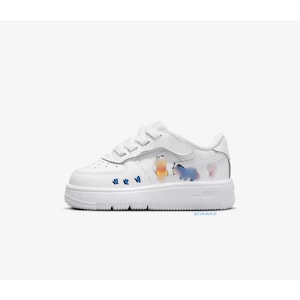 Customized baby sneakers