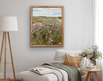 Impressão de duna de areia com cardo roxo, arte de parede inspirada na natureza (download digital)
