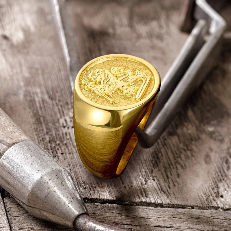 Large Signet Ring - Etsy