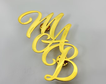 Spilla da bavero con nome iniziale personalizzato / Spilla da bavero regalo di nozze Nome iniziale / Regalo per i migliori uomini e papà / Spilla iniziale da uomo Regali di nozze