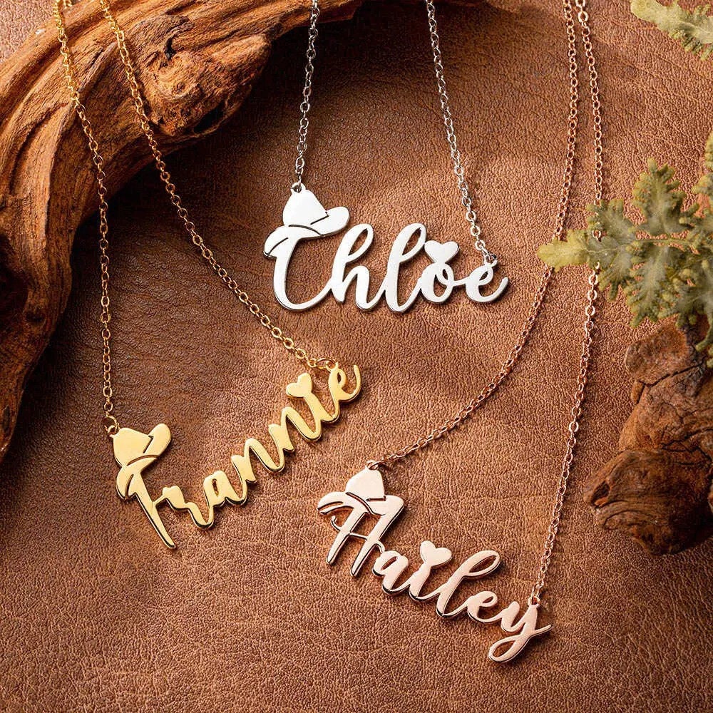 Personalized Name Necklace with Cowboy Hat | Cowboy Fashion, Cowboy Necklace, Name Necklace with Heart | Gift for Friend/Cowboy, Horse Lover