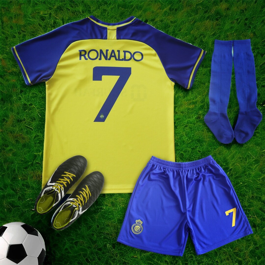 Al Nassr Ronaldo 7 Home Soccer Jersey & Shorts Set for Boys/girls Youth