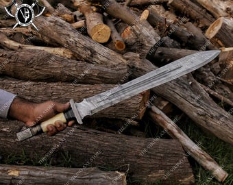 Handmade Damascus Steel Short Sword: Viking Medieval Cosplay, Larp Cutlass