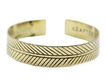 Exquisite Tibetan Brass Bracelet with Intricate Tribal Leaf Pattern - Top-Quality Craftsmanship