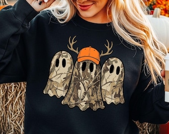 Camiseta de Halloween con estampado de fantasmas camuflados, camiseta de temporada de caza, camiseta para amantes de los fantasmas, camiseta espeluznante de camuflaje, camiseta de cazador de otoño, camiseta de Halloween campestre