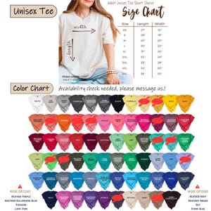 Puede incluir: Una camiseta unisex de manga corta Gildan 64000 en color crema, acompa&ntilde;ada de una tabla de tallas con medidas de largo y ancho en pulgadas, y una carta de colores que muestra numerosas opciones de colores de camisetas con sus nombres.