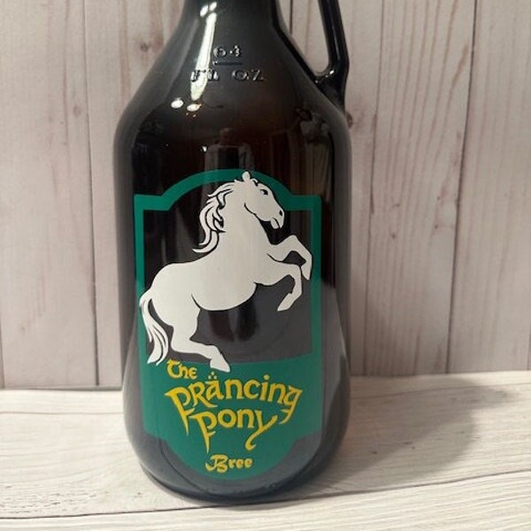 Lord of the Rings beer growler. The Hobbit. Prancing Pony. Middle Earth bar and Tavern. JRR Tolkien. Shire. Bilbo and Frodo. Home brewing.