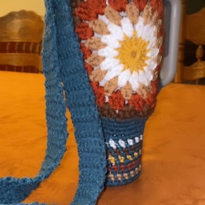 Stanley Cup Crossbody Crochet Pattern image 4