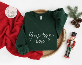 Gildan 18000 Forest Sweatshirt Kerstmockup, Notenkraker Flat Lay Productfotografie voor digitale downloads
