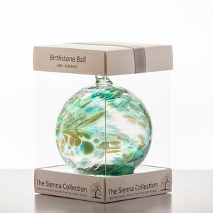 Bola de piedra natal - Esmeralda de mayo