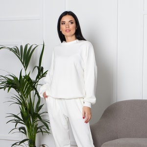 White milk suit,oversize,Two Piece Set,Sweatshirt and pants,Cotton summer sweatsuit,Tracksuit Women’s,High Waist,,Loose fit, sports suit
