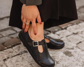 Barefoot | The Classic Black Color | Minimalist Shoes | Women's Sneakers | Leather | Handmade | Zero Drop