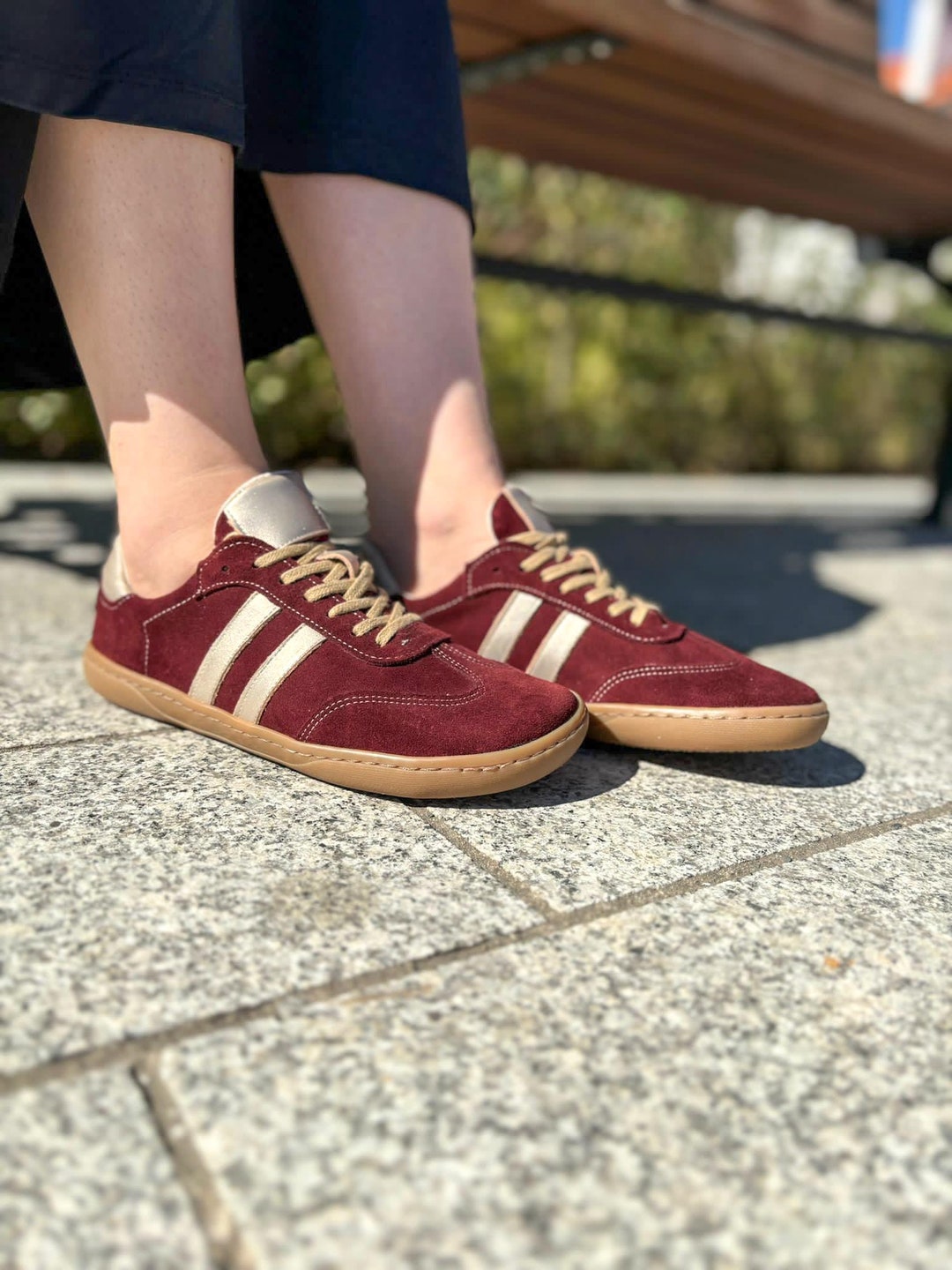 Women’s Old Times Low-Top Sneakers – Burgundy Canvas Casual Shoes For Everyday Wear