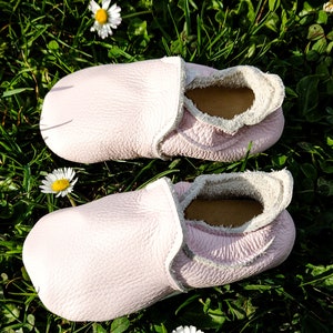 Slippers for children, Footwear for children, for nursery, kindergarten, home Made entirely of natural leather, Manual production, UNISEX Różowy