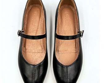 Black Leather Ballet Flats with Straps: Comfort & Chic