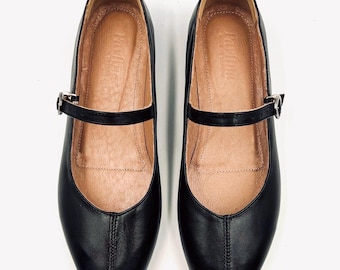 Woman Leather Shoes: Clearence