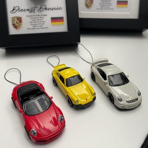 1/64 Hot Wheels/Matchbox Porsche 911 Key chains (Set of 3)