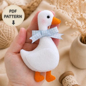 Baby Goose Sewing Pattern – Felt Farm Animal PDF for Nursery Decor