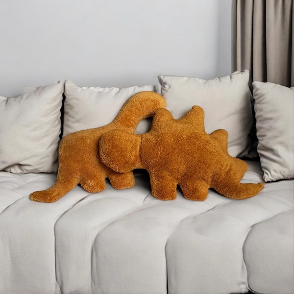 Pluche kussenset dino nugget, stegosaurus en brontosaurus, kinderkamerdecoratie