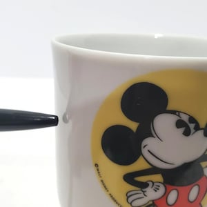Taza de café de cerámica vintage de 8 oz con pedestal de Mickey Mouse de Walt Disney imagen 3