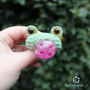 Crochet Pattern: Croaker the Frog Crochet Stressball (Low Sew)
