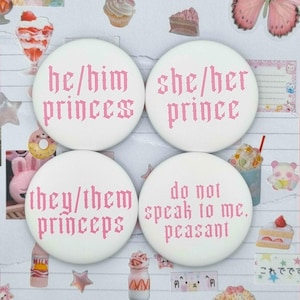 Royalty Pronouns, Pink - Button Badge