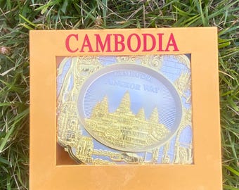 3D Gold & Silver Souvenir Plate | Angkor Wat Temple Cambodia Decorative Display