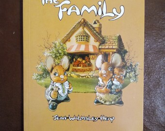 La famille, livre à couverture souple Pendelfin Family Tales