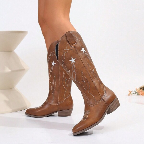 Bestickte Western-Cowgirl-Stiefel aus hellbraunem Leder, klassische kniehohe Damen-Reitstiefel mit Sternen- und Blattmuster, Cowboy-Stiefel mit Sternen