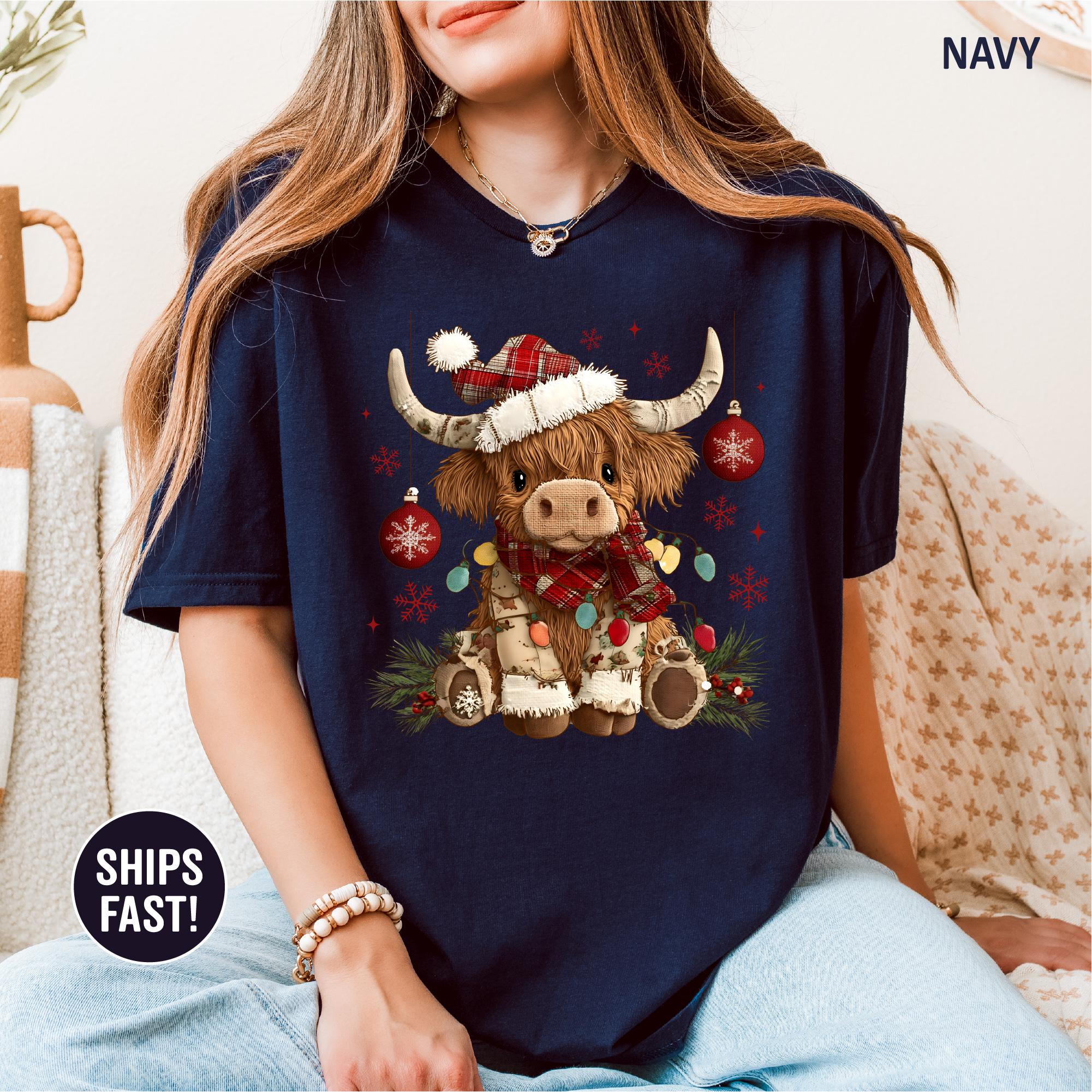 Christmas Cow Sweatshirt, Trendy Cute Highland Cow TShirt, Women Cow Lover Gift, Farmer Christmas Gift, Cow Xmas Holiday Tee