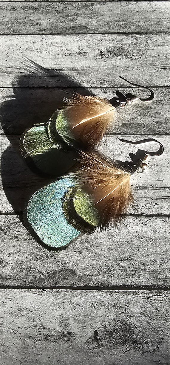 Feather earrings dangle stlye