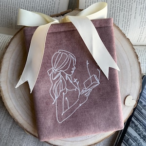 Padded Kindle Sleeve | Handmade Cute Velvet Kindle Pouch | E-Reader Case, Kindle Cover, Kindle Sleeve, Kobo Sleeve | Gift for Book Lover