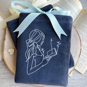 Kindle Sleeve | E-reader Sleeve | Handmade Velvet Kindle Pouch | E-Reader Case, Kindle Cover, Kindle Sleeve, Kobo Sleeve | Gift for Her