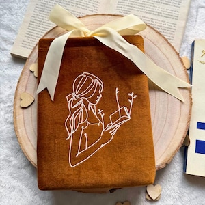 Personalized Kindle Sleeve | Handmade Padded Velvet Kindle Pouch | E-Reader Case, Kindle Cover, Kindle Sleeve, Kobo Sleeve | Gift for Her