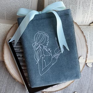Padded Kindle Sleeve | Handmade Cute Velvet Kindle Pouch | E-Reader Case, Kindle Cover, Kindle Sleeve, Kobo Sleeve | Gift for Book Lover