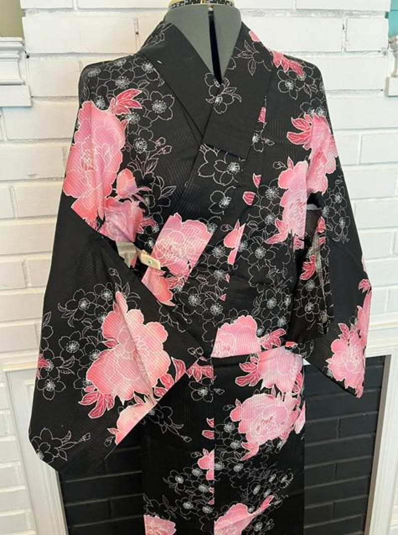 Japanese Yukata 5-Piece Set – Black with Pink Peony Floral Print, Women's Cotton Kimono with Obi & Accessories image 13