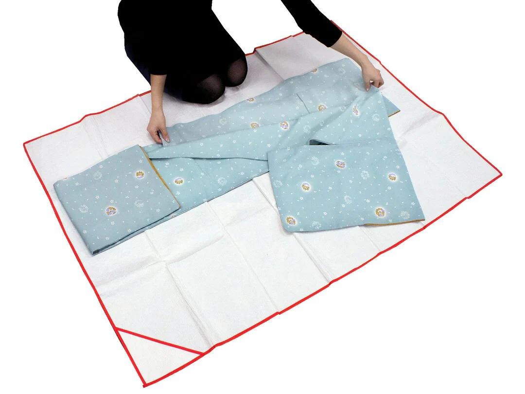 Japanese Kimono Dressing Mat – Portable Folding Sheet, Travel Accessory ...