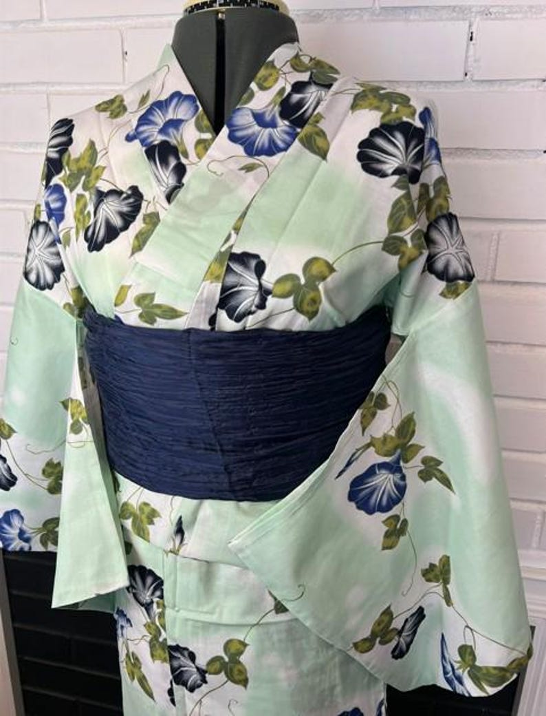 Japanese Yukata & Obi Set – Mint Green Morning Glory (Asagao) Yukata with Crinkled Navy Heko Obi